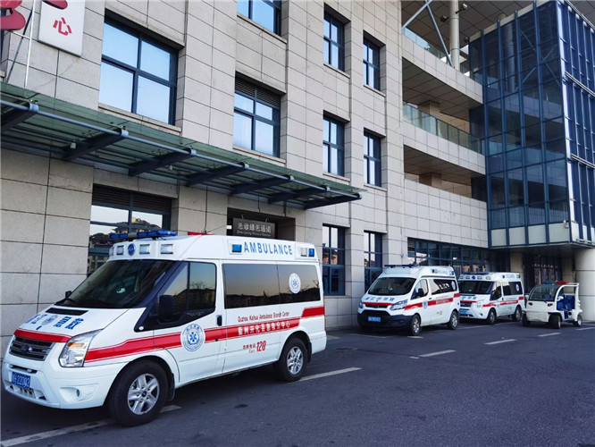 乌拉特前救护车出租服务案例4