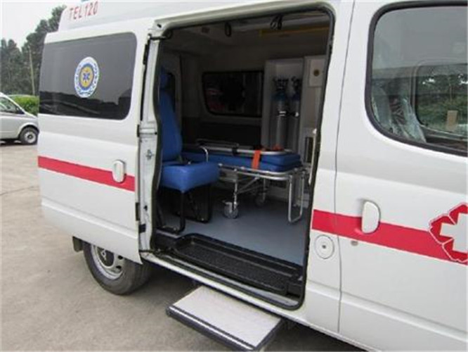 乌拉特前救护车出租服务案例7