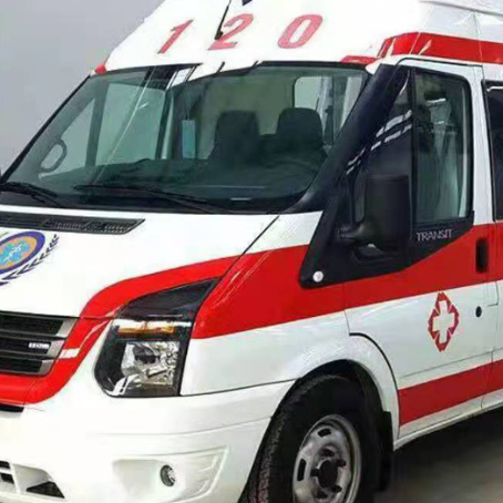 乌拉特前非急救护送病人转院租赁救护车的优缺点对比